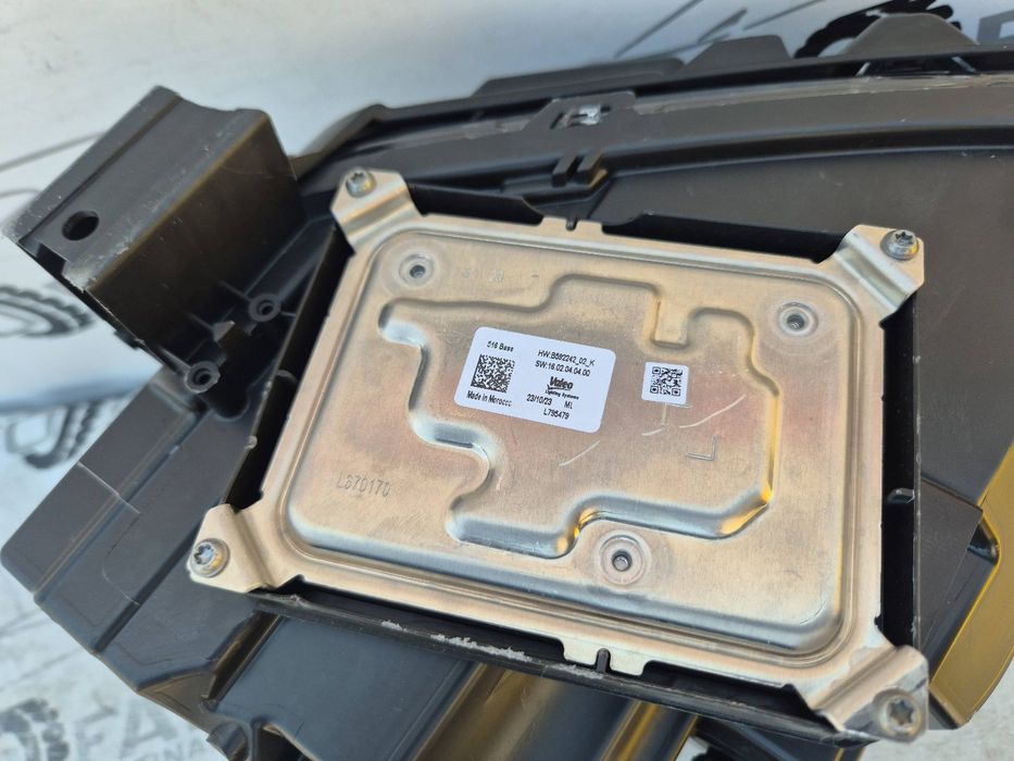 Far dreapta Jeep Avenger Full LED 52218715 nou original an 2023-2024-2