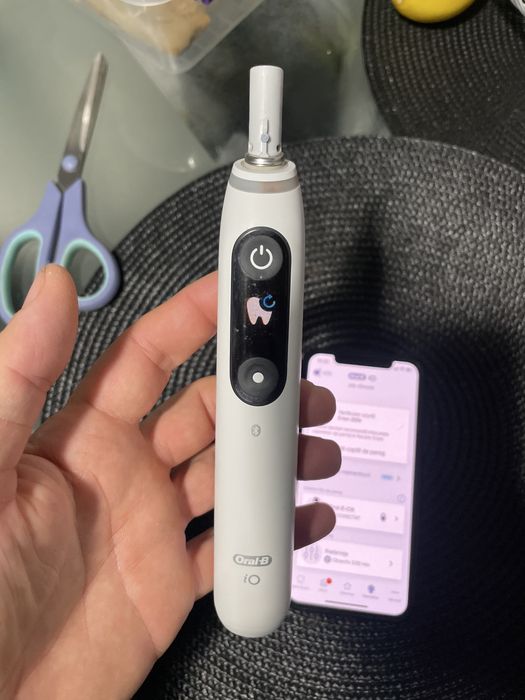 Oral-b io8 periuta electrica