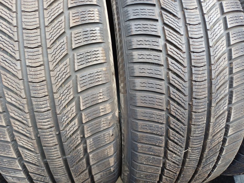 Гуми 255/45/20 Континентал