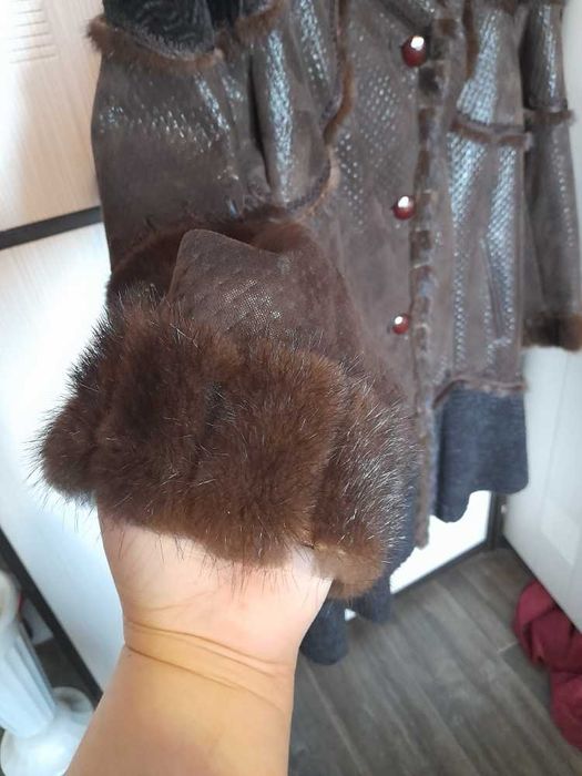 Дубленка б/у почти как новая