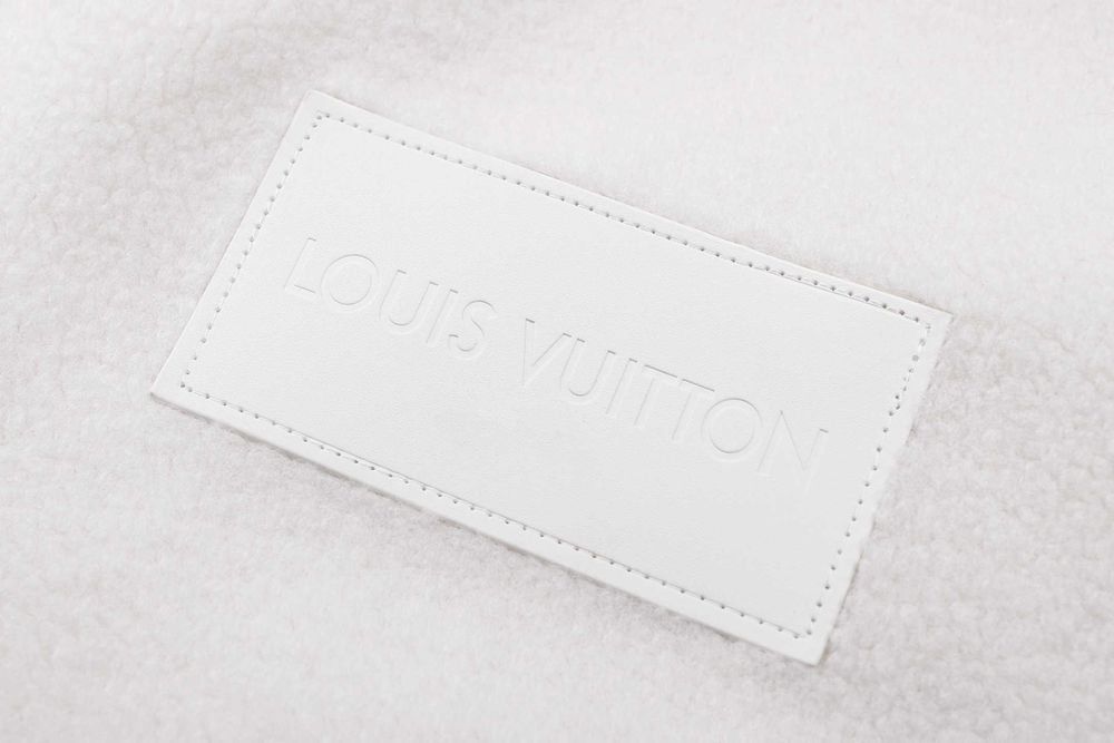 Geaca Louis Vuitton cu blana Premium