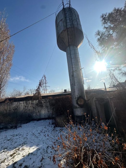 Продоется водонапорная башня