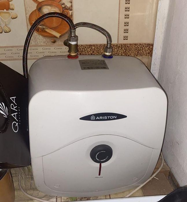 Продам бойлер со шлангом