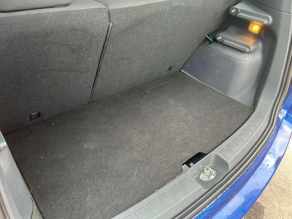 Mitsubishi Colt 2009