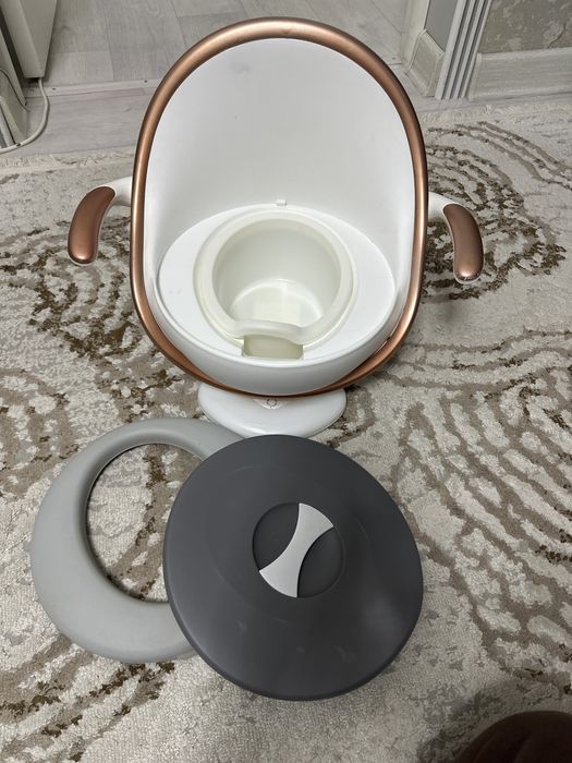 Детский горшок трон