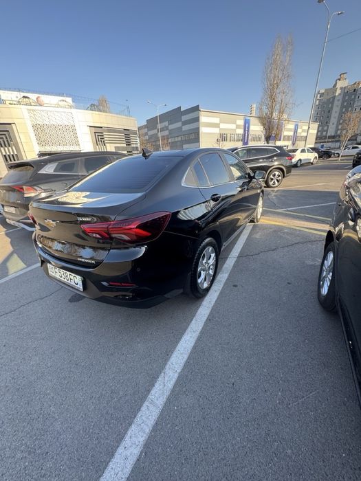 Chevrolet Onix 2023 — 4