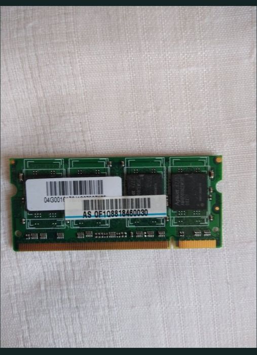 Placi RAM de 1Gb pentru Laptopuri in stare perfecte de functionare.