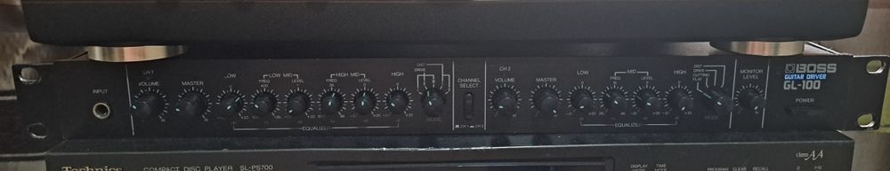 Preamplificator Roland Boss GL-100