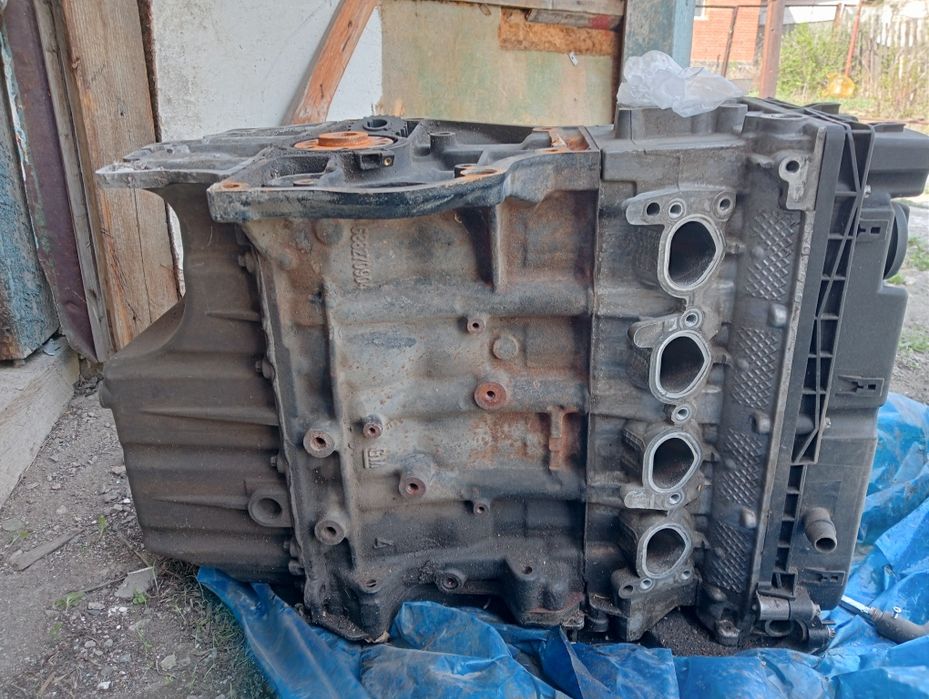 Продам головку на двигатель