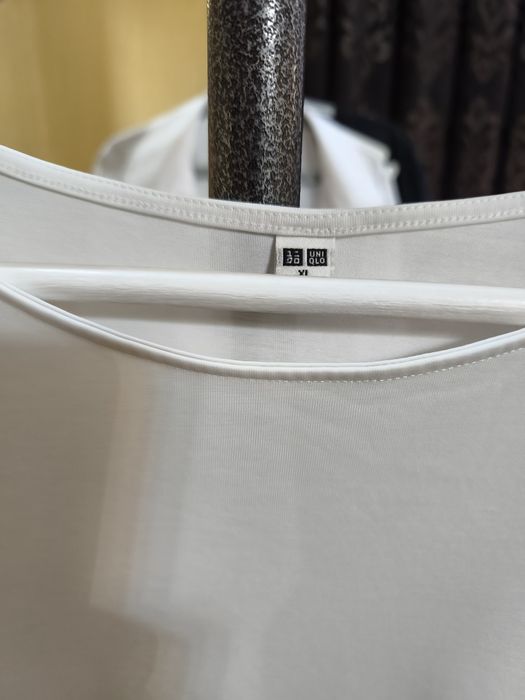 Удлиненная футболка Uniqlo AIRism (оверсайз)