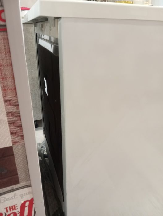 Продам посудомоечную машину