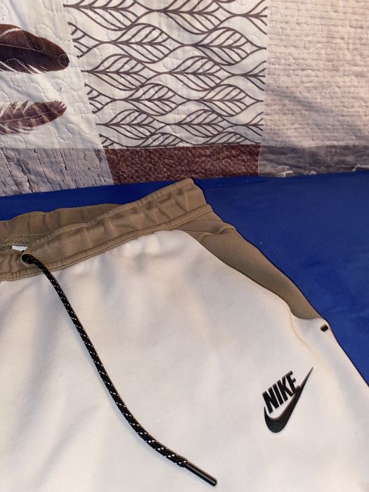 nike tech fleece