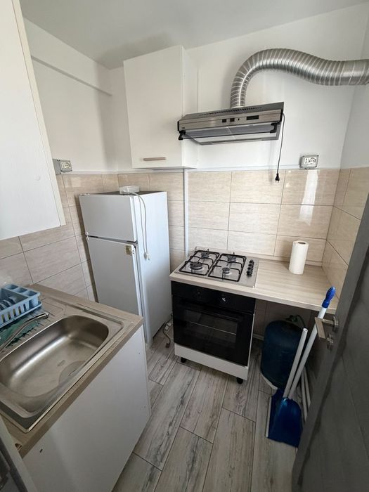 Apartament de lux cu 2 camere de închiriat