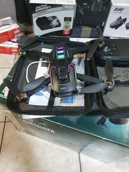 Дрон Facegle LU60 – двойна камера, избягване на препятствия