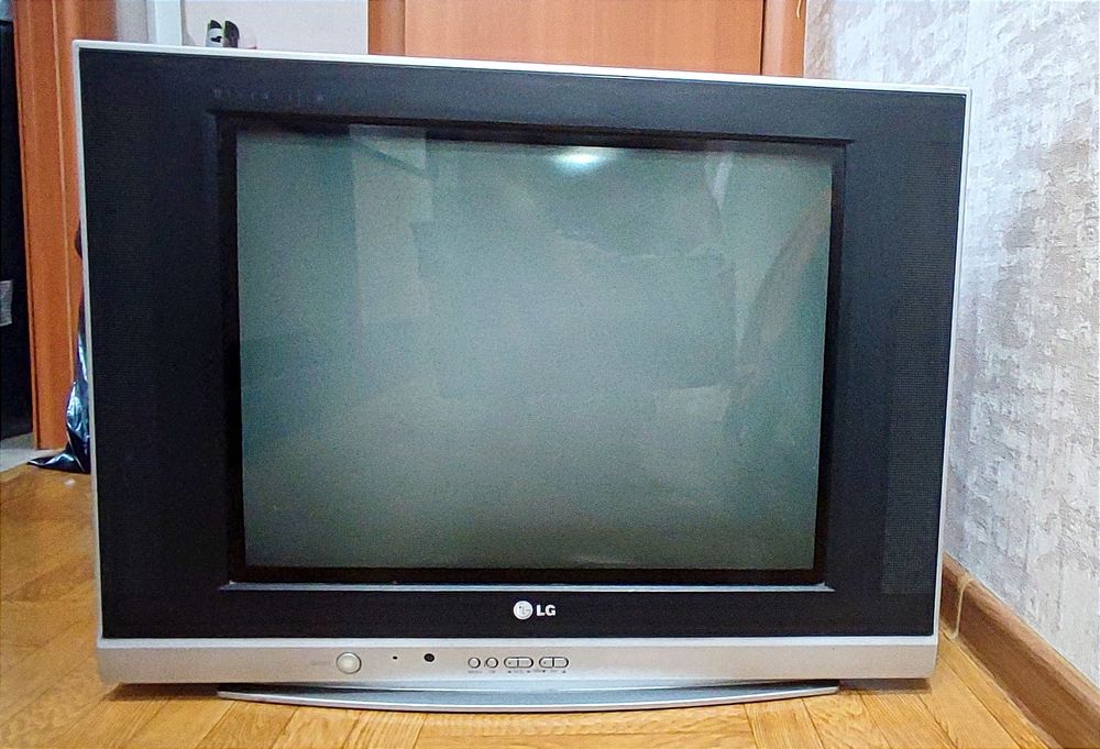 Телевизор+ПРИСТАВКА 23 канала