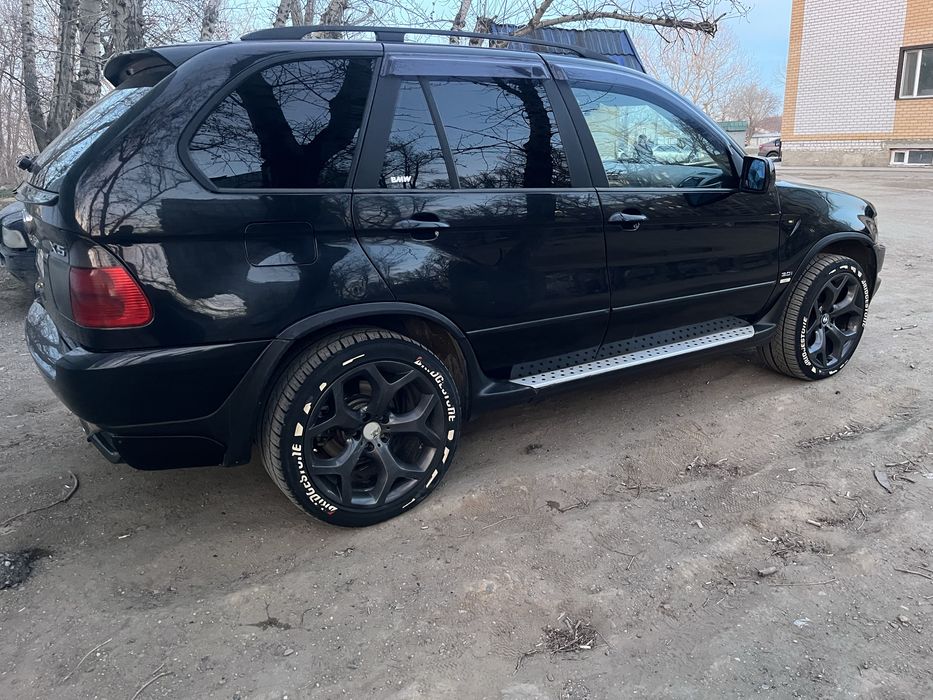 Продам автомобиль Бмв х5 2003