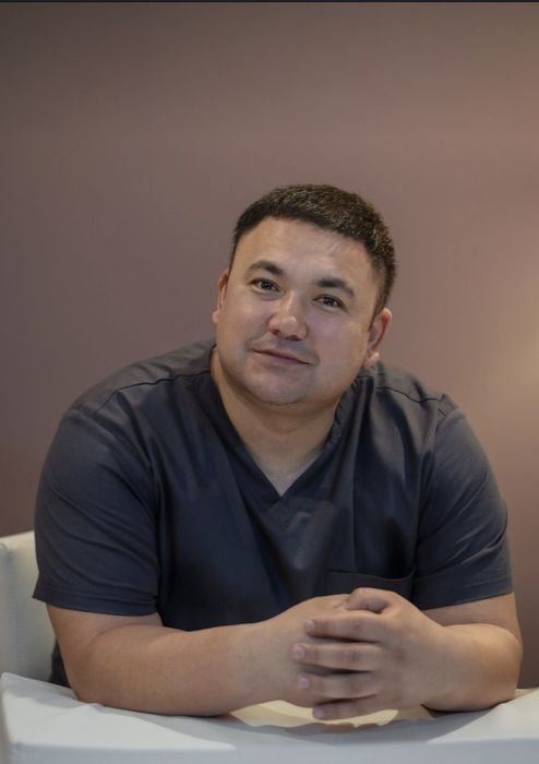 Профессиональный массажист