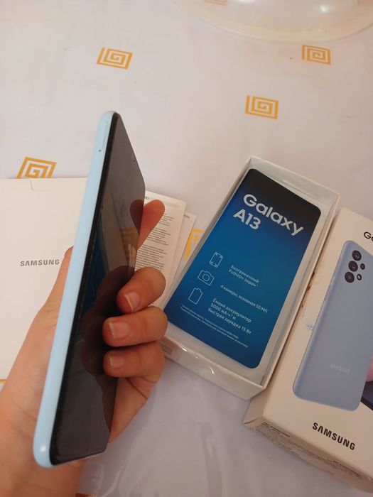 А 13 Самсунг смартфон