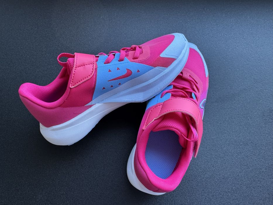Nike маратонки Sonic Fly 33,5