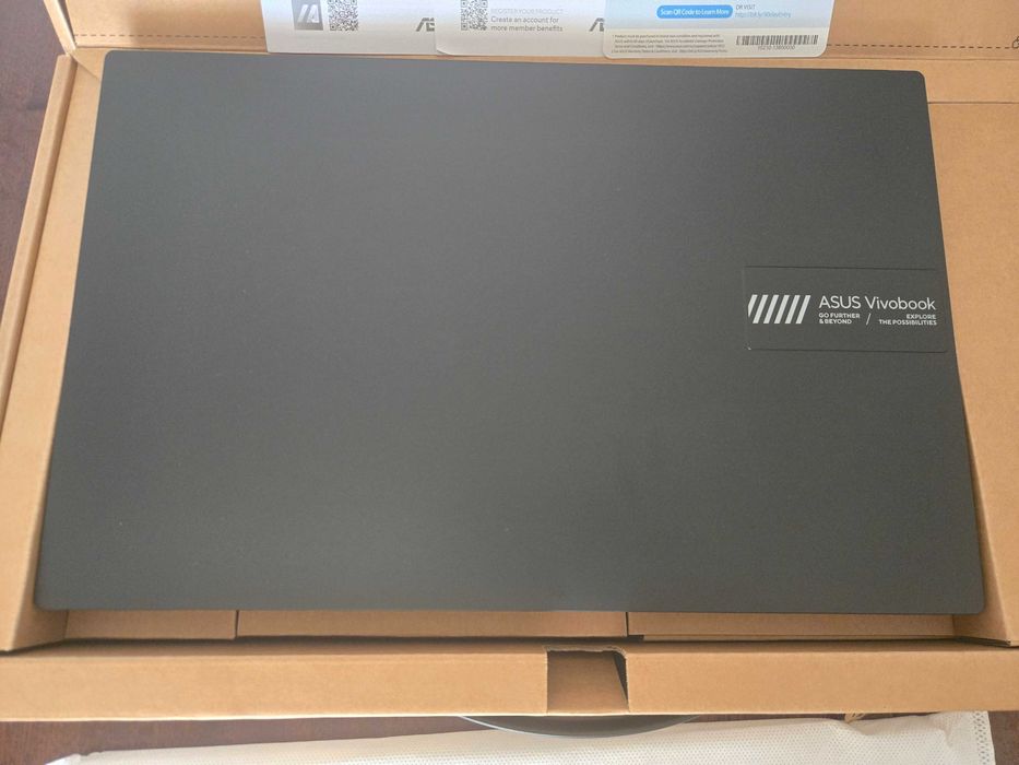 New Asus Vivobook 15.6" FHD/ i3 N305/ 8GB/ SSD UFS 128GB