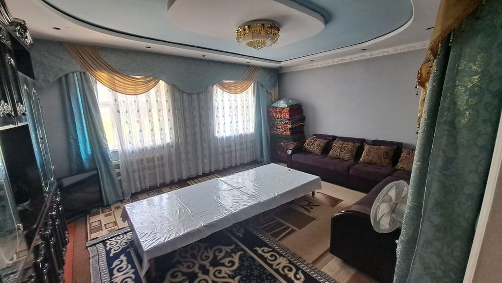 Үй сатылады Срочно бағасы келісімді