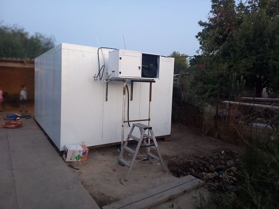 Морозильные и холодильные камеры