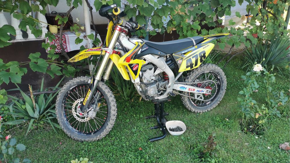 Vând Suzuki RMZ 450*