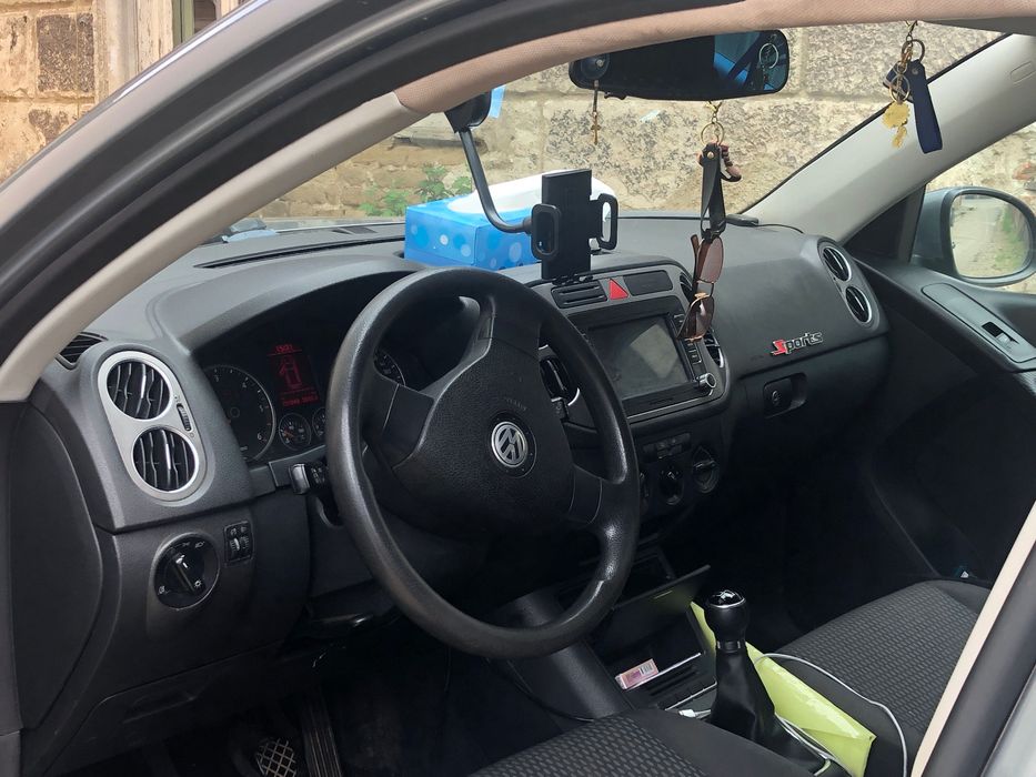 masina wolsvagen tiguan