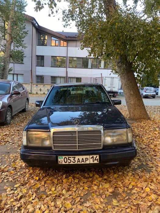 Продам mercedes e200 w124
