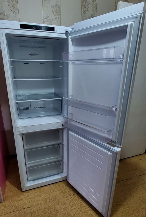Продам холодильник LG