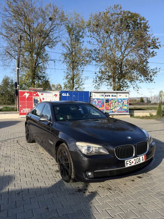 BMW Seria 7 2012 — imagine 2