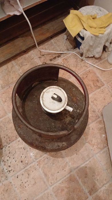 Газовый баллон б/у