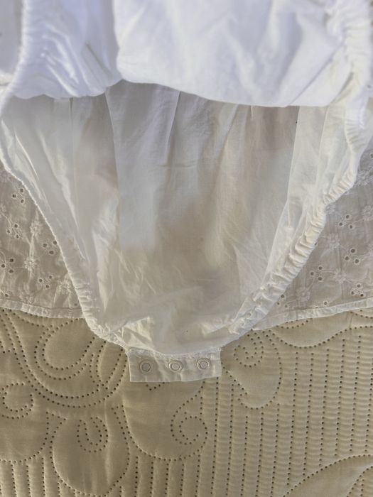 Rochita cu body  superba broderie Next 9-12 luni