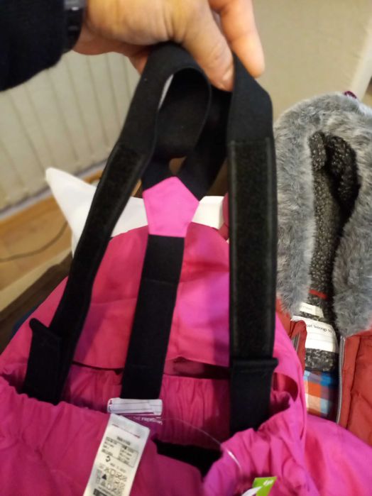 Комплект за ски яке и гащеризон.