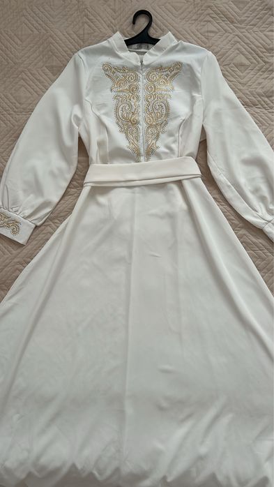 Продам  платье