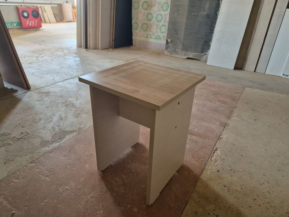 Табуретка новый.