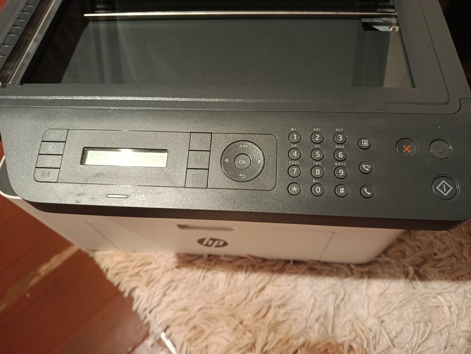 Принтер - сканер Laser MFP 137 fnw HP