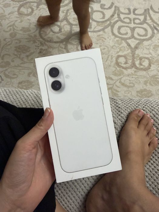 Iphone 17,256gb новы срочно продам