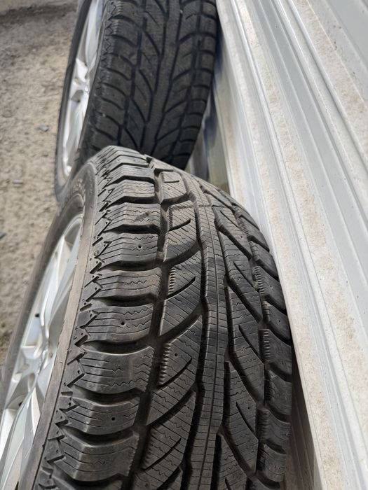Hyundai Santa Fe джанти ** гуми **нови**