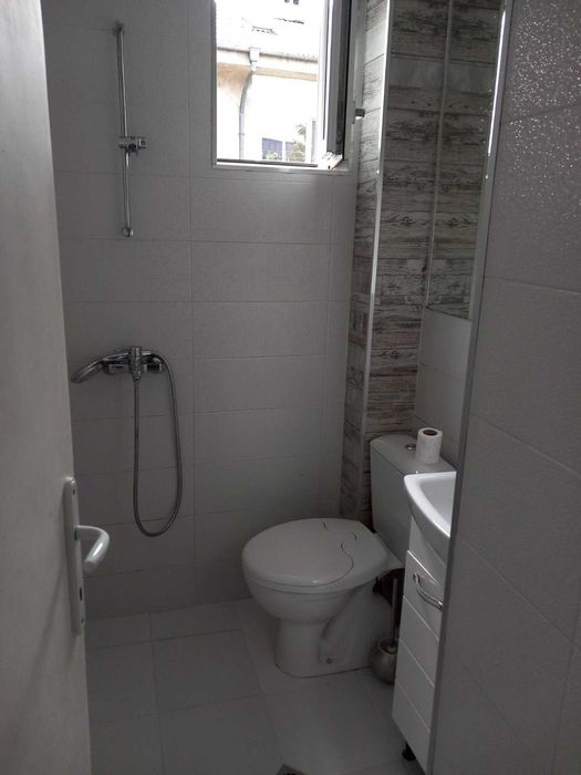 Дава се под наем Двустаен апартамент в Габрово, Център - 70 кв.м за 229.5 € - Снимка #4