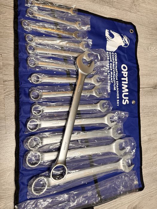 Set Chei Profesionale Combinate 14 PIESE 10-32 MM cu Suport Husa