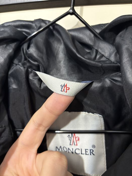 Geaca AntiVant Moncler