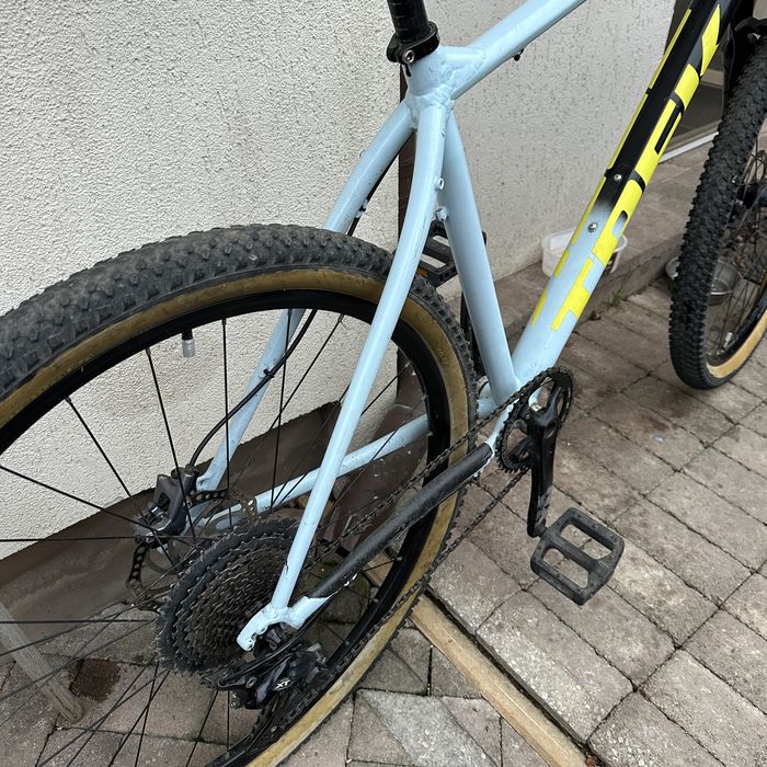 Bicicleta MTB hardtail