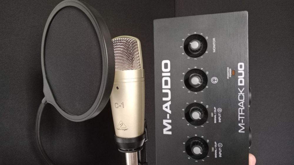 Комплект xlr кабель поп филтр Микрофон behringer c1. Звуковая карта m