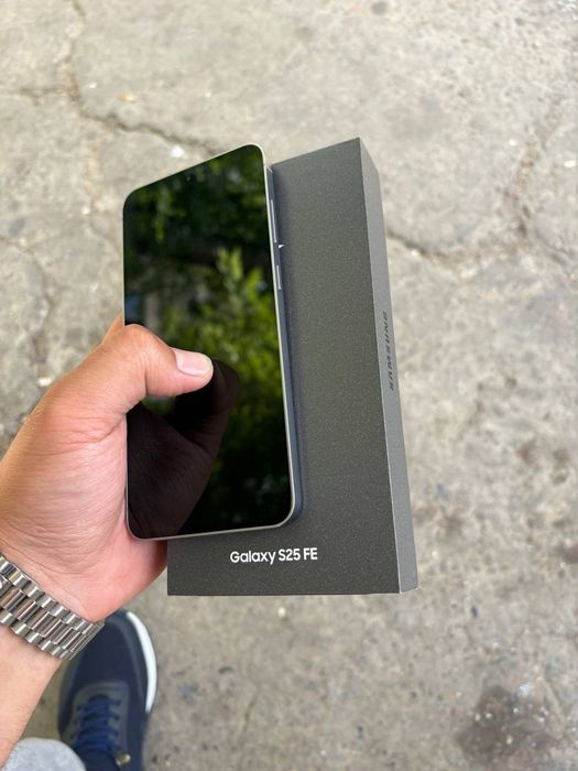 Samsung s25 fe(как новый)