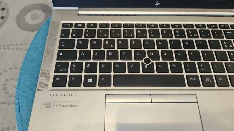 HP 840 G7, I5 10310U @ 1.7GHz, 12 Gb ram DDR4, 128GB ssd M2, tastatura iluminata