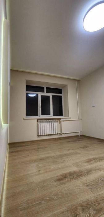 Чиланзар 1  1комнатная.  2этаж. Кирпич. Ор Мукимий