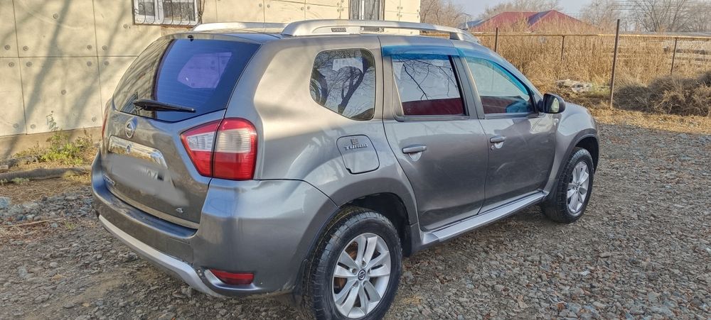 Продам авто Террано 2015г