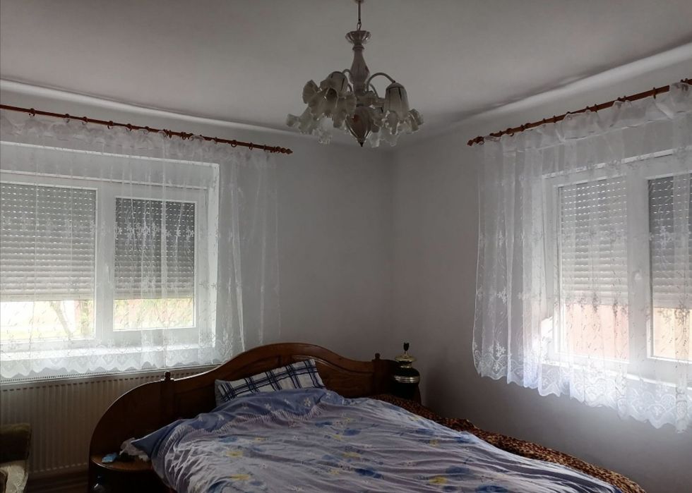 Casa in Curtici, zona centrala