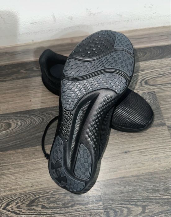 Under armour noi nefolositi